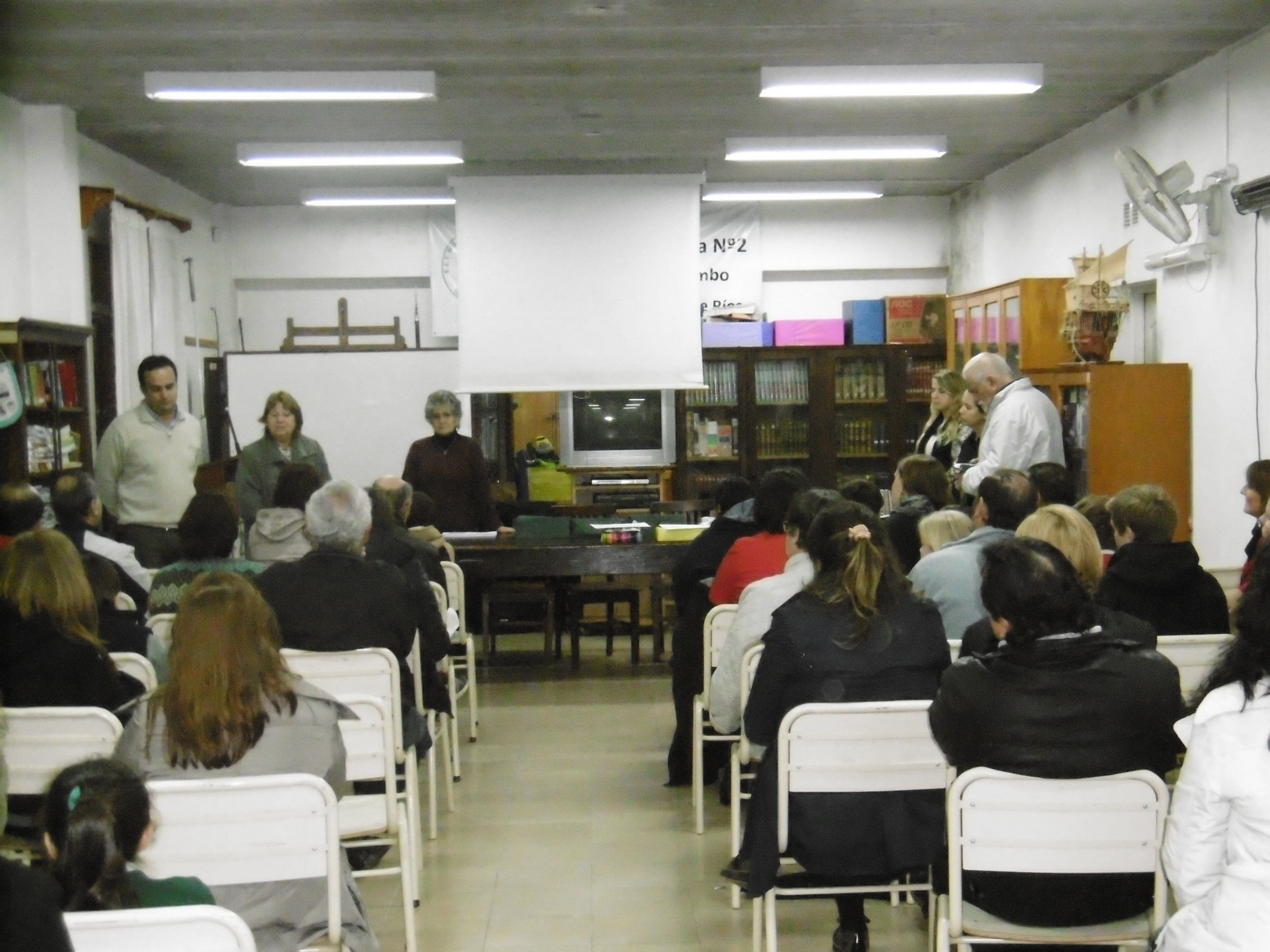 Estudiantes en taller